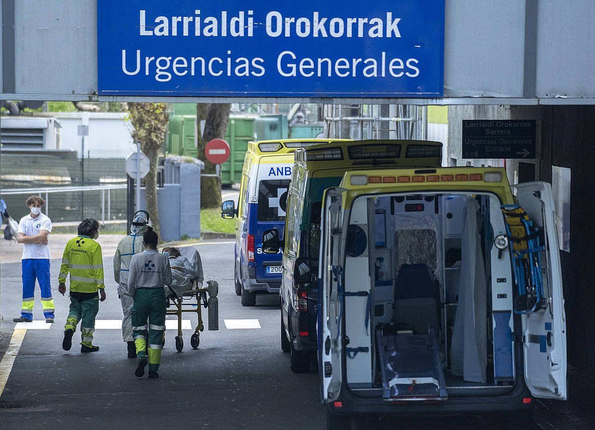 Donostia ospitaleko larrialdietako sarrera, artxiboko irudian. GORKA RUBIO/ FOKU