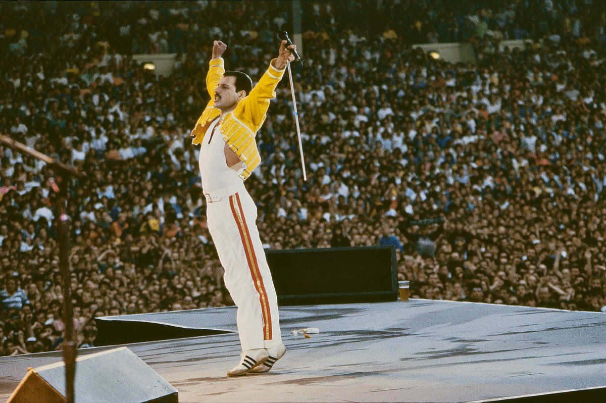 Freddy Mercury kontzertu batean, Londresen. SOTHEBY'S