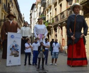 Itzurun konpartsa da hautagaietako bat. IRUTXULOKO HITZA