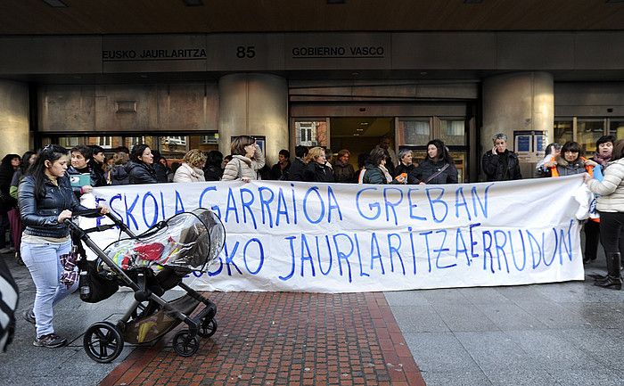 Garraioko eta jolastokietako begiraleen protesta. M. R., ARP