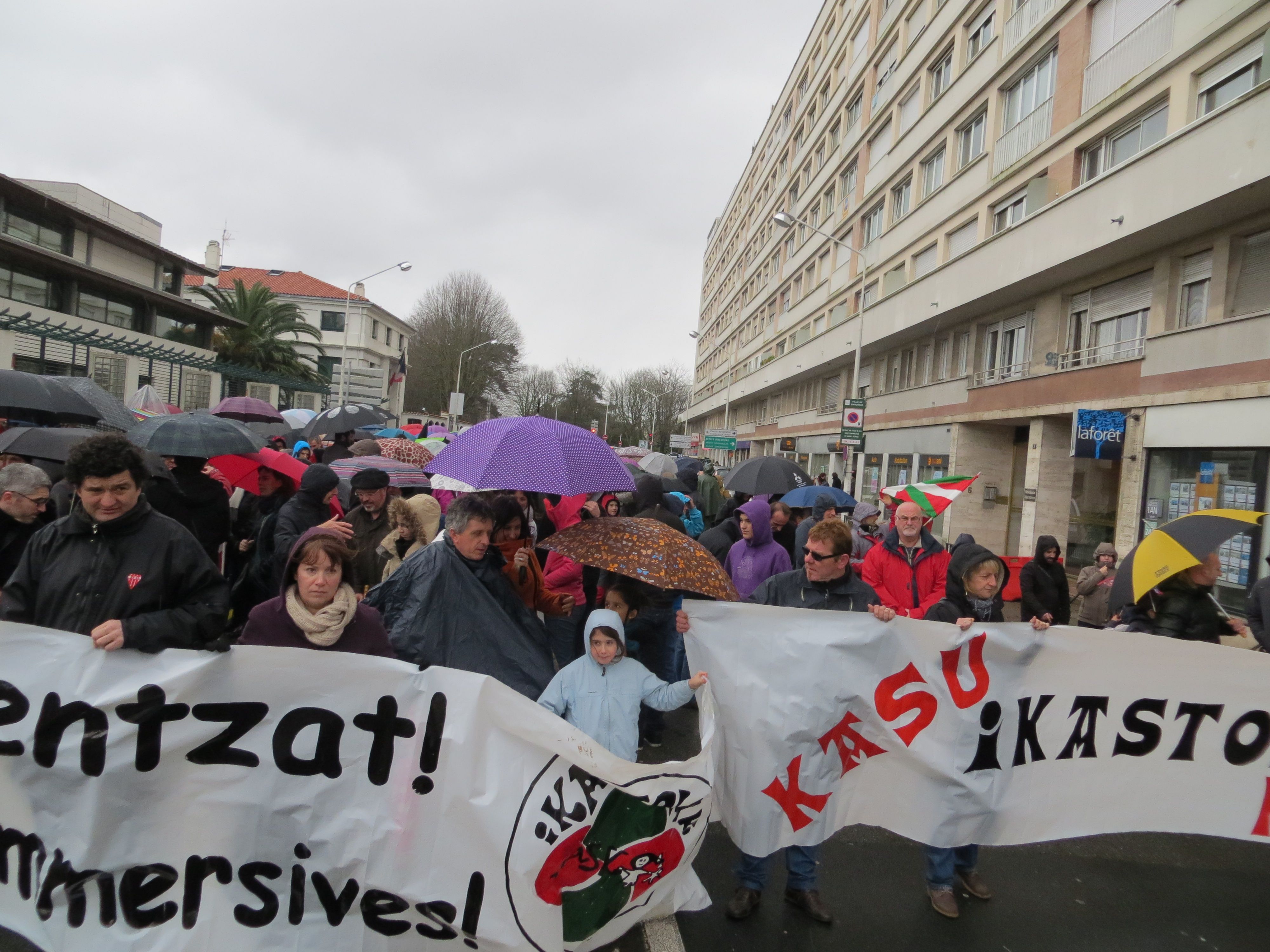 Jendetza Baionako elkarretaratzean. N. ARBELBIDE