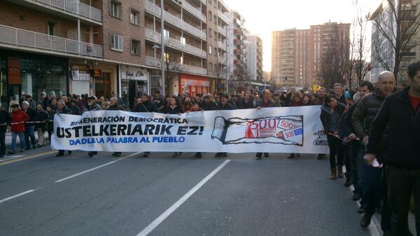 Manifestazio burua, Iruñean. IKER TUBIA