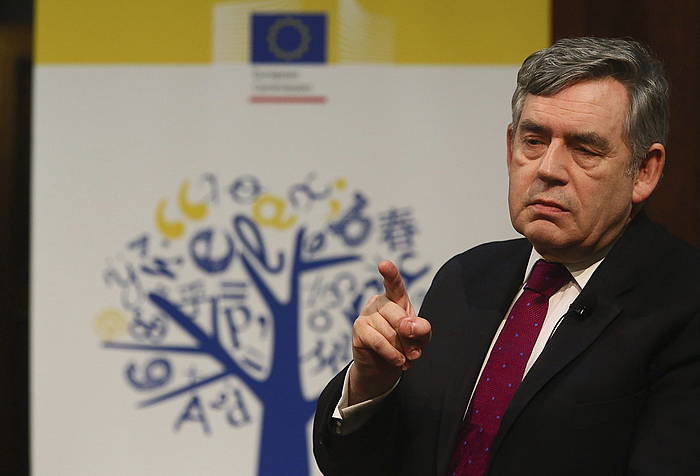 Gordon Brown, iaz, hezkuntzaren inguruan Bruselan egindako konferentzia batean. JULIEN WARNAND, EFE