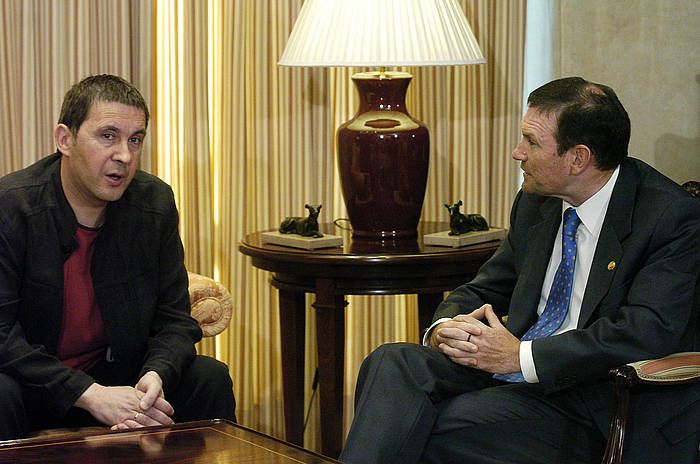 Otegi eta Ibarretxe, 2005eko maiatzean. JUANAN RUIZ, ARP