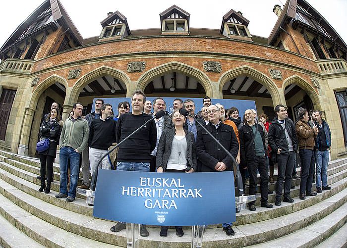 Udalbiltzak martxoaren 19an Donostian eginiko adierazpena. JON URBE / ARGAZKI PRESS