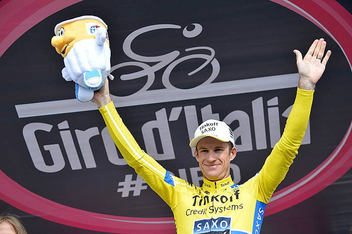 Tinkoff-Saxo taldeko Michael Rogers garaipena ospatzen. LUCA ZENNARO