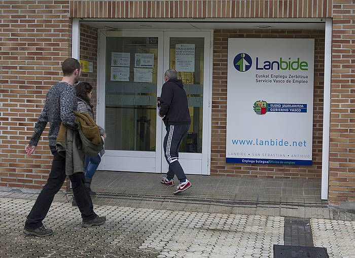 Lanbideren bulego bat, Donostian. JON URBE / ARGAZKI PRESS