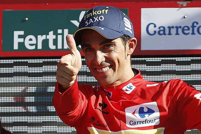 Alberto Contador lider jarri da Espainiako Vueltan. JAVIER LIZON, EFE