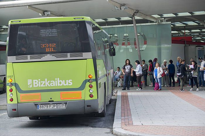 Bizkaibuseko autobus bat, Termibusen. MARISOL RAMIREZ, ARP