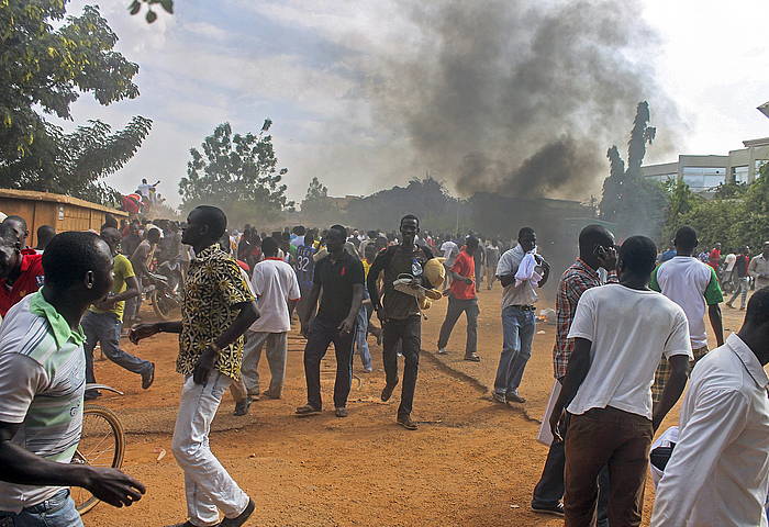 Protestak Uagadugun, Burkina Fason. STR, EFE