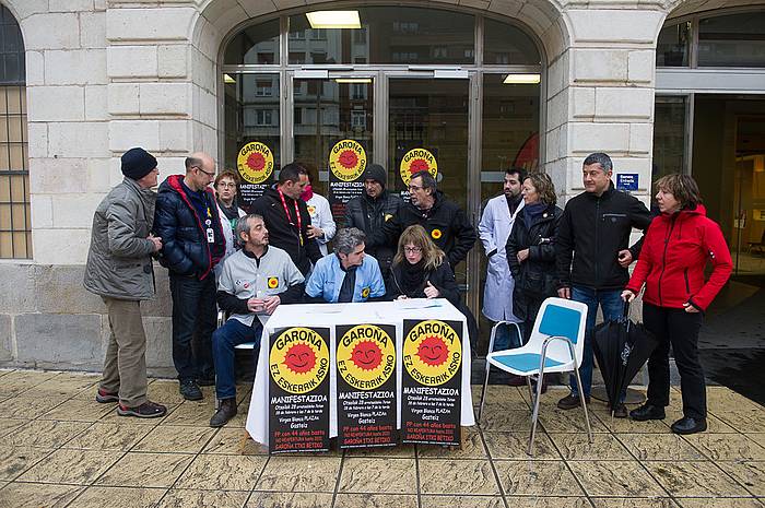 Osakidetzako langileak, Garoñaren kontrako agerraldian. RAUL BOGAJO, ARGAZKI PRESS