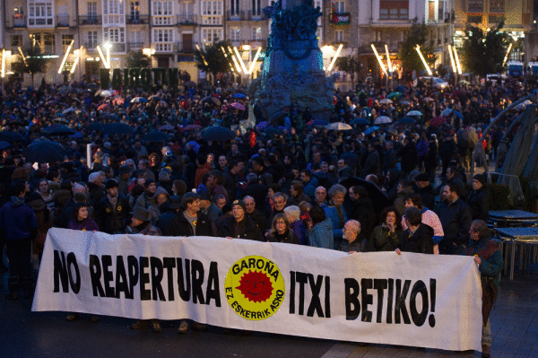 Argazkian, manifestazioaren burua. RAUL BOGAJO, ARGAZKI PRESS