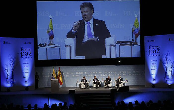 Madrilen da Juan Manuel Santos Kolonbiako presidentea, Bakearen Aldeko Foroan. SERGIO BARRENECHEA / EFE