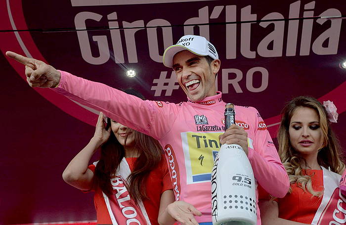 Alberto Contador lider jarri da 5. etapan. LUCA ZENNARO, EFE