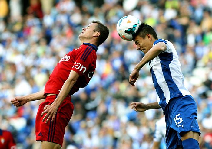 Ikertzen ari diren Espanyol-Osasuna partida, iazko maiatzaren 11n. TONI GARRIGA / EFE