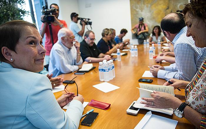 Alderdi politikoetako ordezkariak, goizeko bileran. JAGOBA MANTEROLA, ARGAZKI PRESS