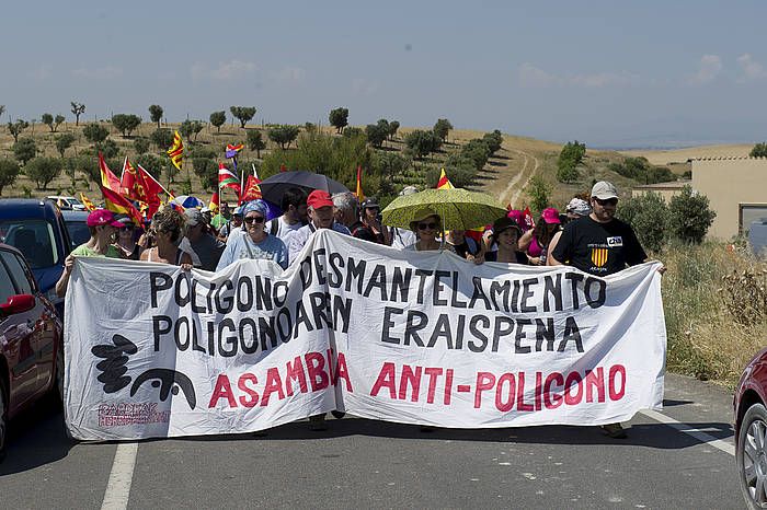 Bardeetako tiro eremua desegitzearen aldeko manifestazioa, joan den ekainean. IñIGO URIZ / ARGAZKI PRESS