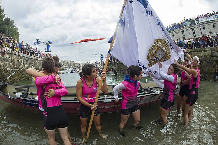 San Juanek irabazi zuen iaz Kontxako Bandera. JON URBE / ARGAZKI PRESS