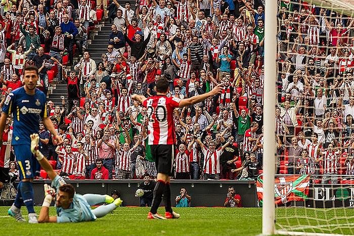 Aritz Aduriz. ARITZ LOIOLA / ARGAZKI PRESS