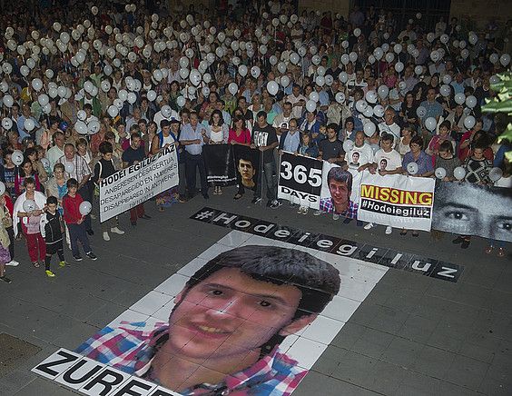 Egiluz desagertu eta urtebetera egindako elkarretaratzea. LUIS JAUREGIALTZO / ARGAZKI PRESS