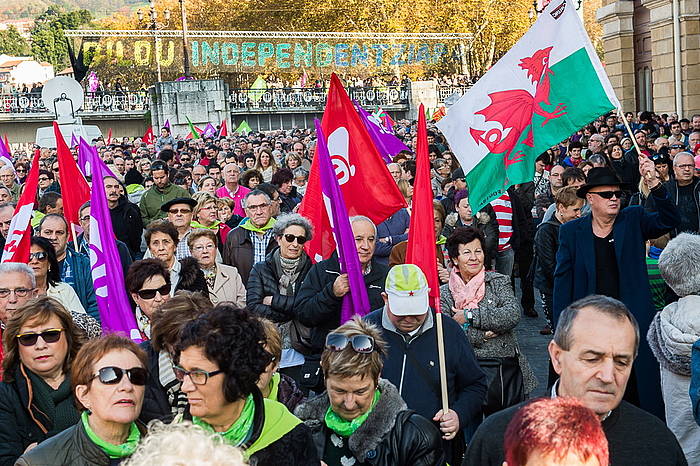 Jende ugari bildu di EH BIlduk deitutako manifestazioak. ARGAZKI PRESS