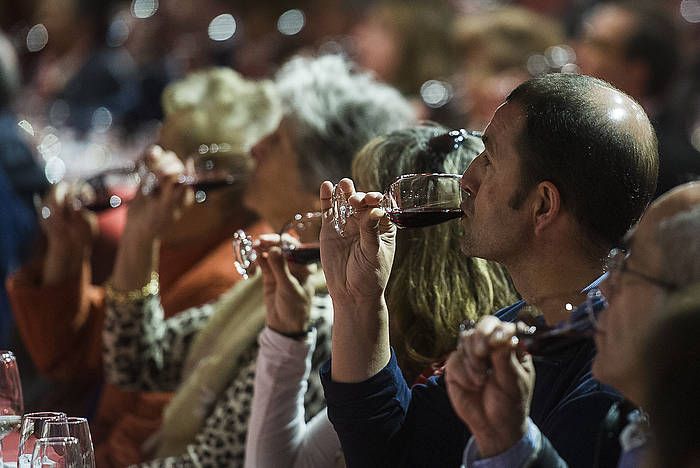 Basque Fest ekimenaren barruan eginiko Arabar Errioxako ardo dastatzea. LUIS JAUREGIALTZO, ARGAZKI PRESS