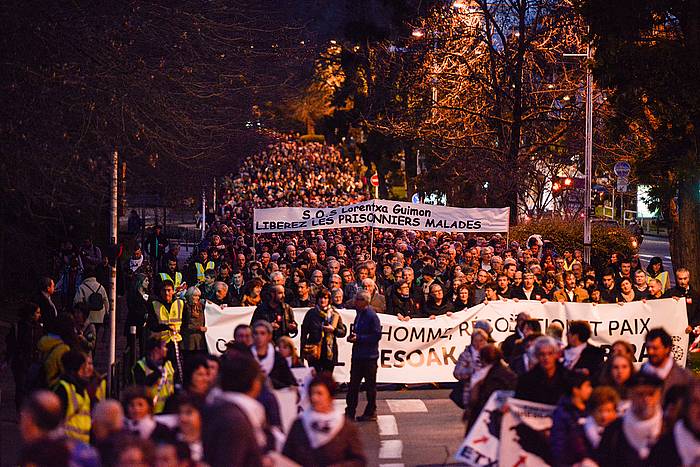 Baionako manifestazio burua. ISABELLE MIQUELESTORENA