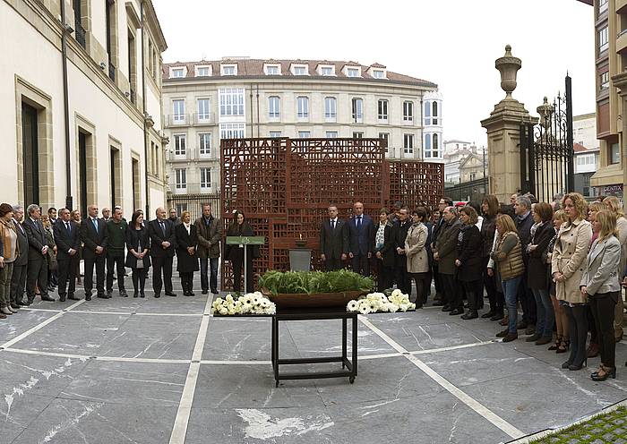 Memoriaren Eguneko ekitaldi instituzionala Eusko Legebiltzarrean, iaz. JUANAN RUIZ / ARGAZKI PRESS