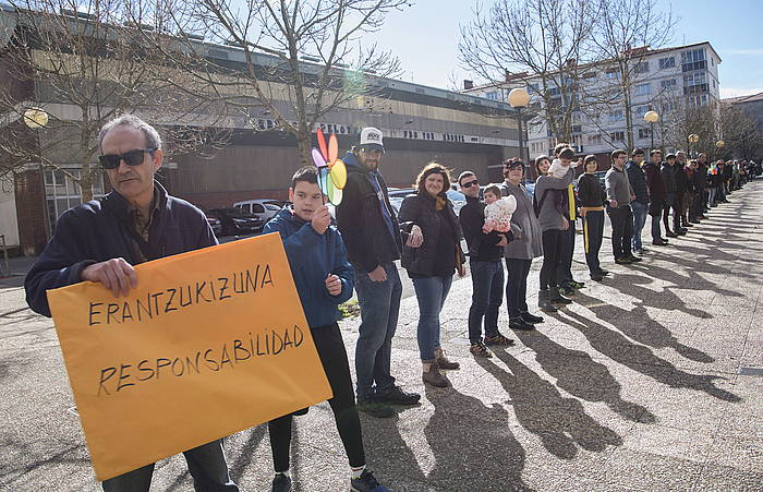 Arduraren Giza Katean parte hartu duten hainbat herritar, Andoainen. ARGAZKI PRESS