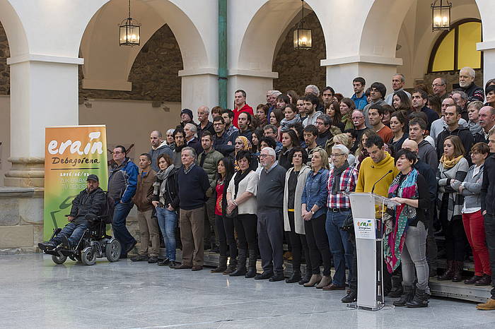 Debagoienako galdeketaren aurkezpena. JUANAN RUIZ / ARGAZKI PRESS