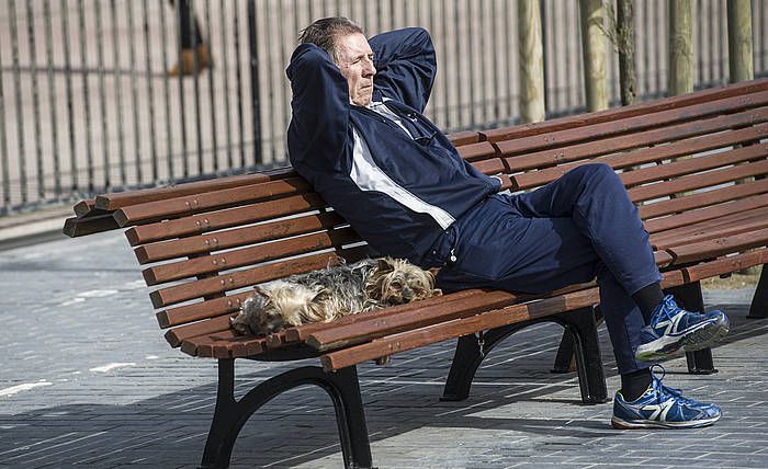 Zortzi kilo arteko animaliak onartzen dituzte gaur-gaurkoz Bilboko metroan. JAGOBA MANTEROLA / ARGAZKI PRESS