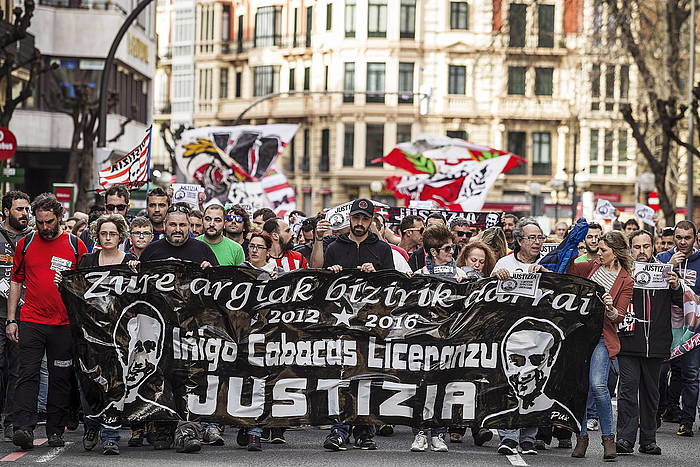 Iñigo Cabacas zenaren auzia argitzeko eskatuz aurtengo apirilean Bilbon egindako manifestazioa. ARITZ LOIOLA, ARGAZKI PRESS