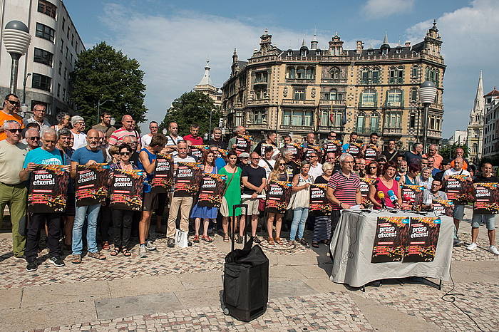 Manifestazioaren deitzaileak, aurkezpenean. ARGAZI PRESS