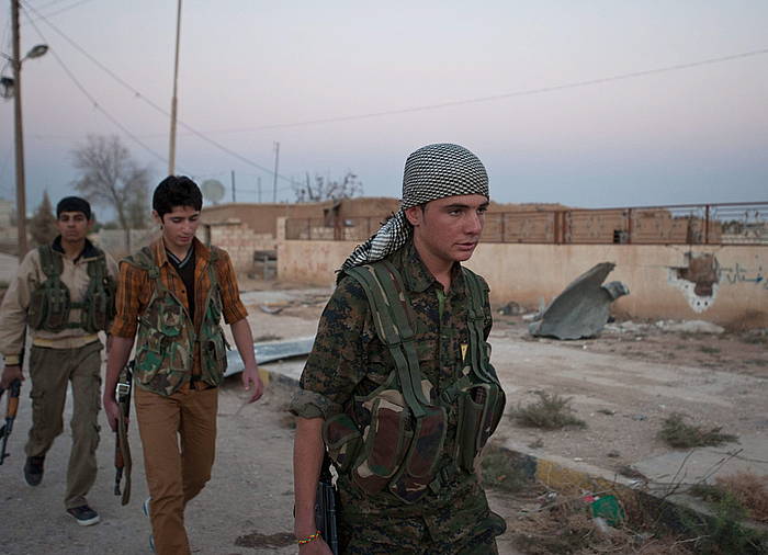 Herriaren Babes Unitateetako (YPG) miliziano kurduak, 2013ko irudi batean. GP / EFE