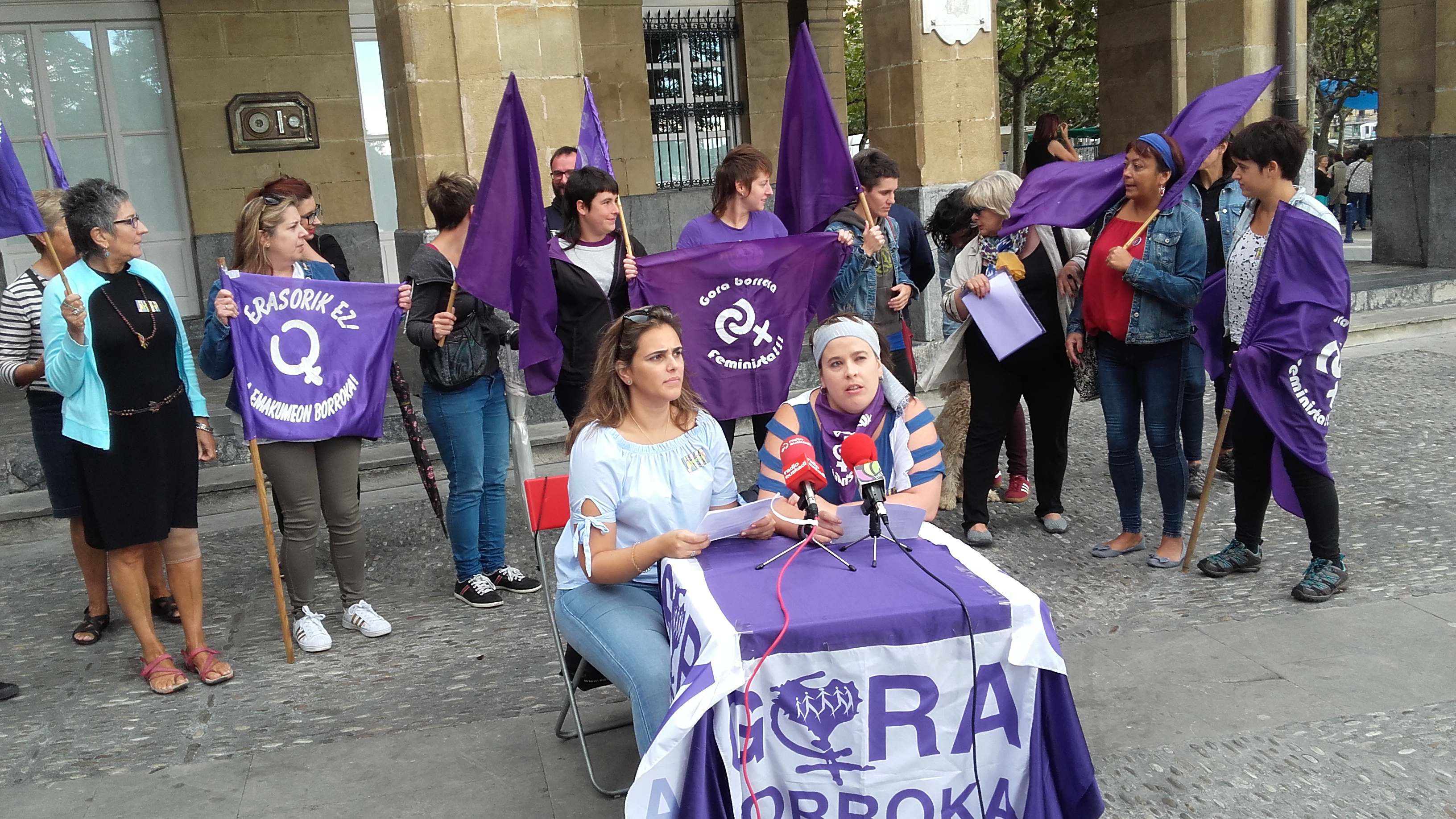 Portugaleteko mugimendu feministaren agerraldia, gaur goizean. BERRIA