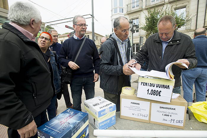 Sinaduren aurkezpena, Eusko Legebiltzarrean. RAUL BOGAJO, ARGAZKI PRESS