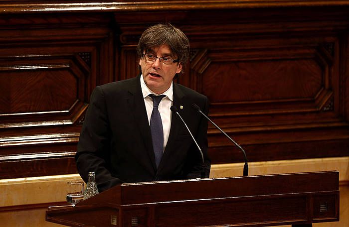 Carles Puigdemont, gaur goizeko saioan. TONI ALBIR / EFE