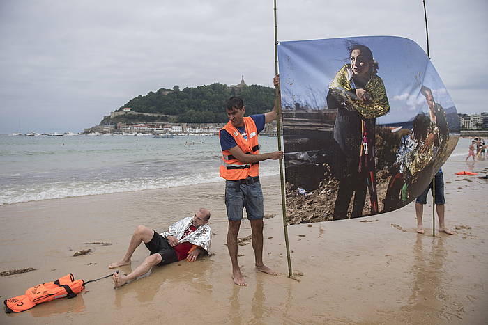 Errefuxiatuen aldeko protesta, Donostian. JUAN CARLOS RUIZ / ARGAZKI PRESS