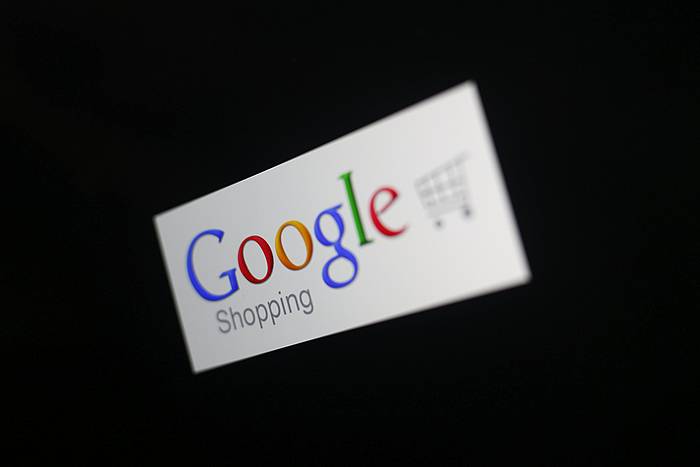 Europak Google zigortu du shopping zerbitzuari legez kanpoko abantaila emateagatik. RITCHIE B. TONGO / EFE