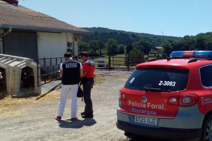 Istripuaren lekuan, polizia. BERRIA