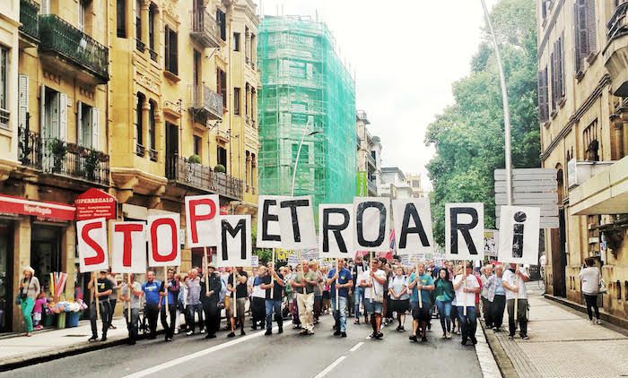 Metroaren aurkako protesta. SATORRALAIA