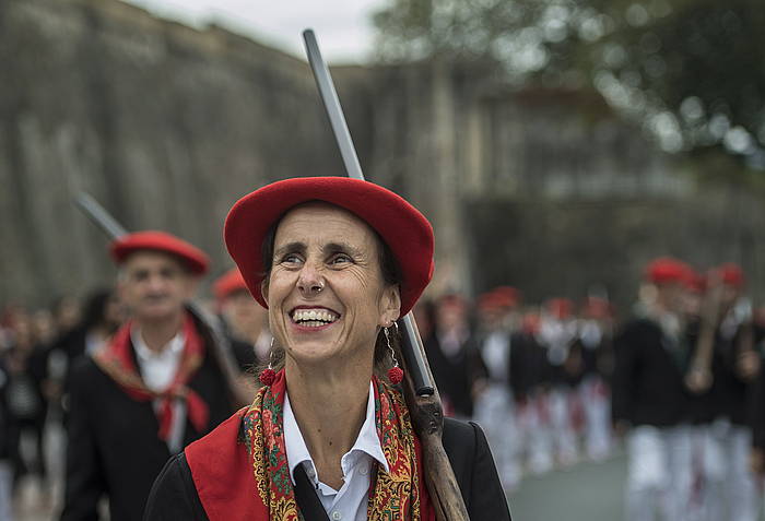 Jaizkibel konpainiaren desfilea. JON URBE / ARGAZKI PRESS