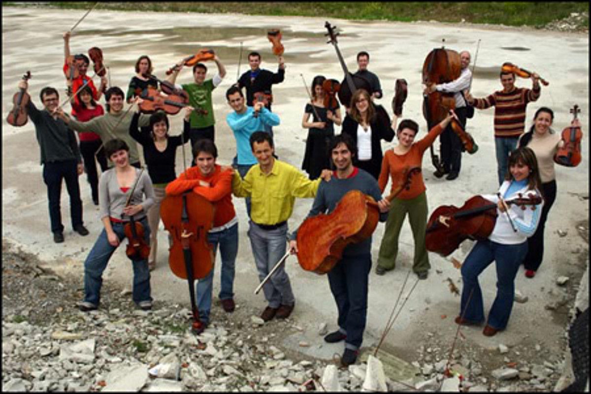 Et Inkarnatus Orkestra taldeak irekiko du Zarauzko musikaldia. BERRIA.