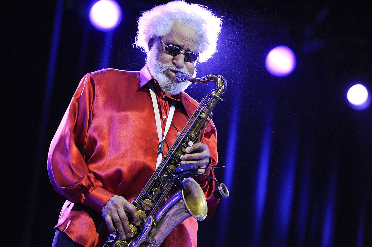 Sonny Rollins saxo jotzailea, joan den larunbatean. IÑIGO URIZ / ARGAZKI PRESS.