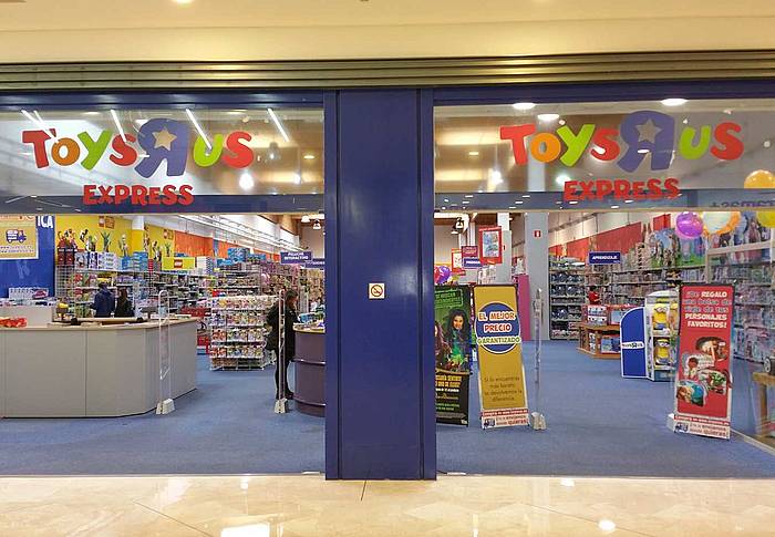 TOYS 'R' US-en denda bat. BERRIA