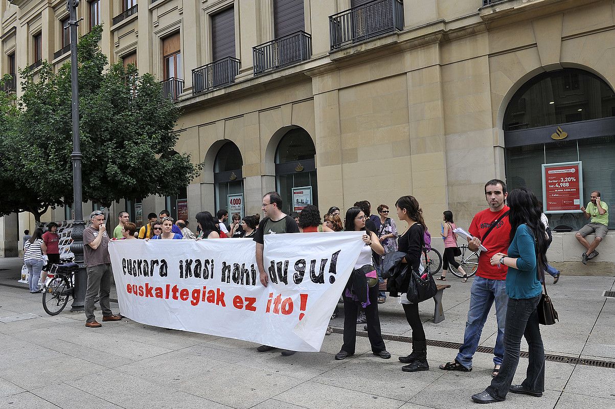 AEK-k atzo egindako protesta. IDOIA ZABALETA / ARGAZKI PRESS.