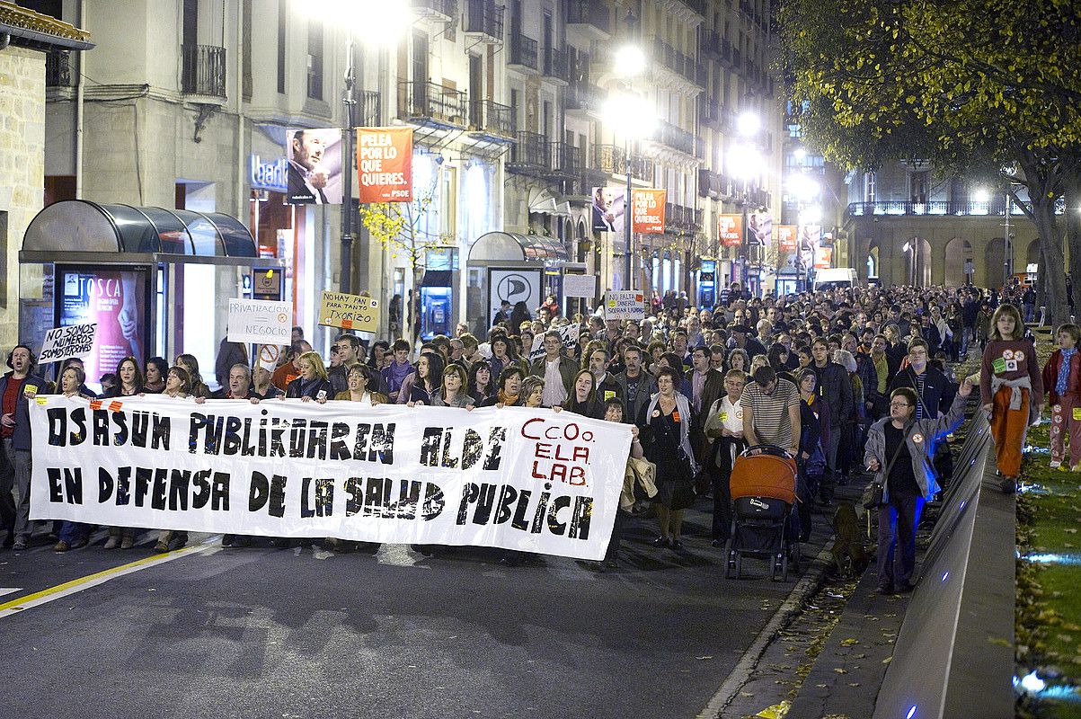 Osasun publikoaren alde iazko azaroan Iruñean egindako manifestazioa. IÑIGO URIZ / ARGAZKI PRESS.