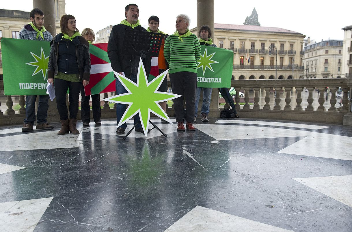 Independentistak sarekideak. J. MANTEROLA / ARP.