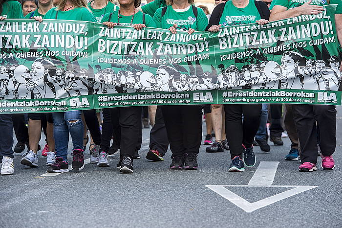 Bizkako zahar etxeetako langileen manifestazioa, pasa den astean. MARISOL RAMIREZ, ARGAZKI PRESS