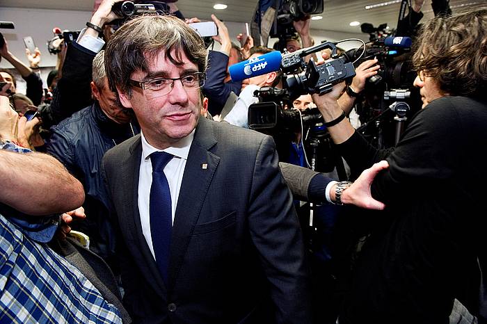 Carles Puigdemont, Bruselan, prentsaurrekoa eskaini ostean. HORST WANER, EFE